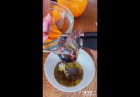 Тыква с чесноком в духовке
