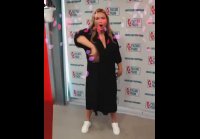 Танцы пухляшки Анны Семенович