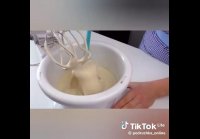 Воздушное лакомство из яблочного пюре