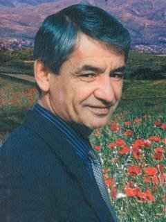 M Yusuf she rlari