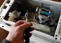 Стиральная машина СКАЧЕТ и ДВИГАЕТСЯ во время отжима