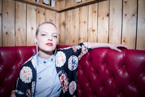 Abi Flynn - Get Deep