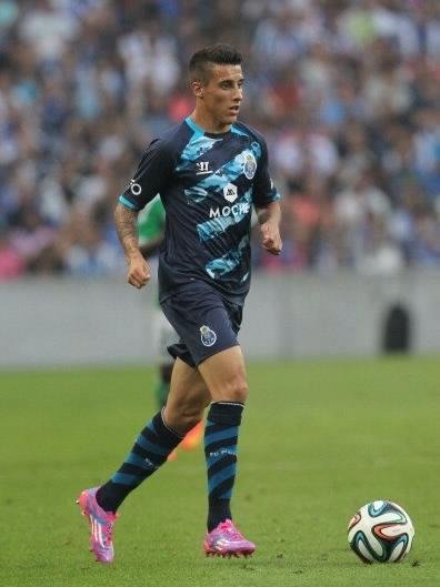 Cristian Tello -PОRTU-