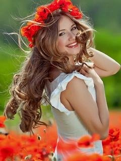girl and poppies 4 pictures