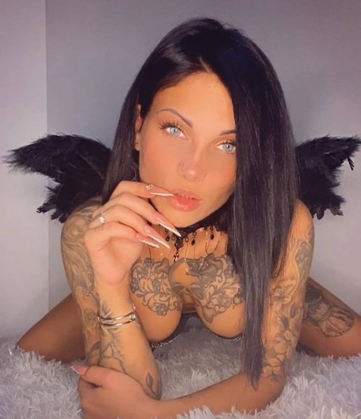 tattoo push CIQh2x9Fwmm