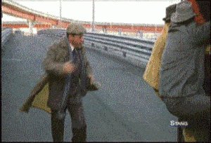 В понедельник.Утром...