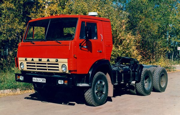КамАЗ-54112 (1985г.)