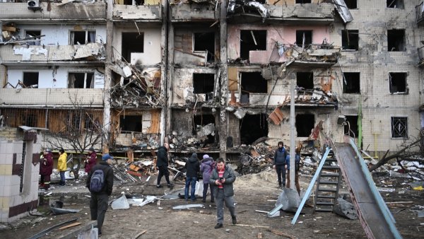 C1F4E93D-46A9-4559-8D69-8BC062F8905F