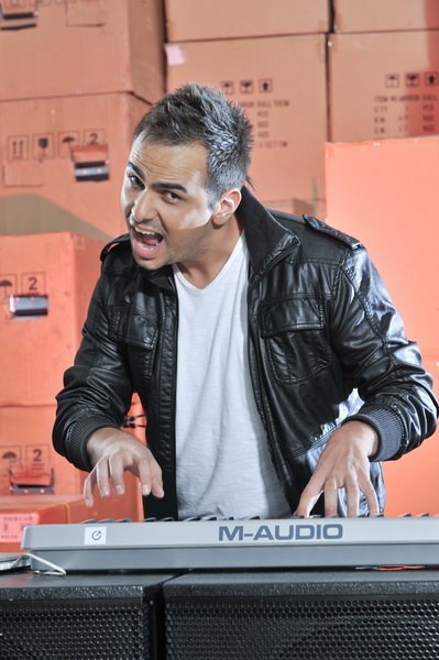 DJ Dark - Running Up That Hill (Radio Edit) (Sefon.Pro)