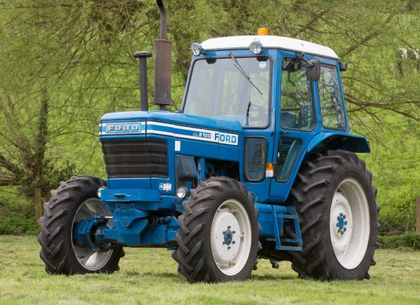 FORD 8100