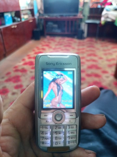 Sony Ericsson k700i