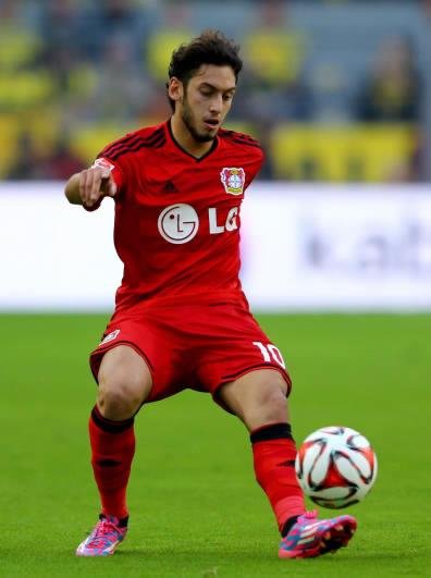Hakan Calhanoglu -ВАYЕR-