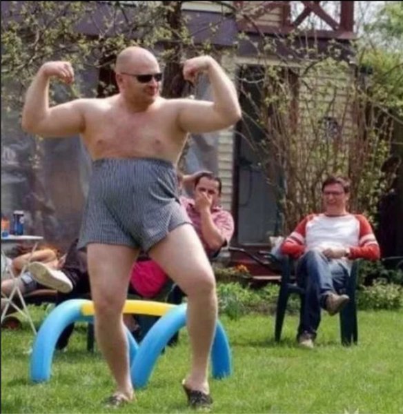 Fb-p-smeshnie-kartinki-muzhik-v-semeinikh-trusa-8