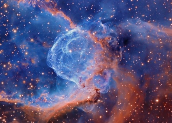 NGC 2359: ШЛЕМ ТОРА