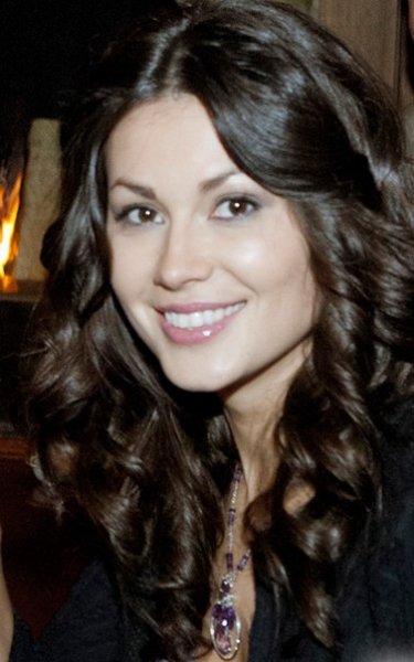 Оля Ушакова