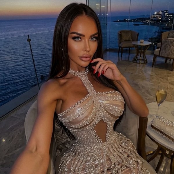 Юля Яковенко