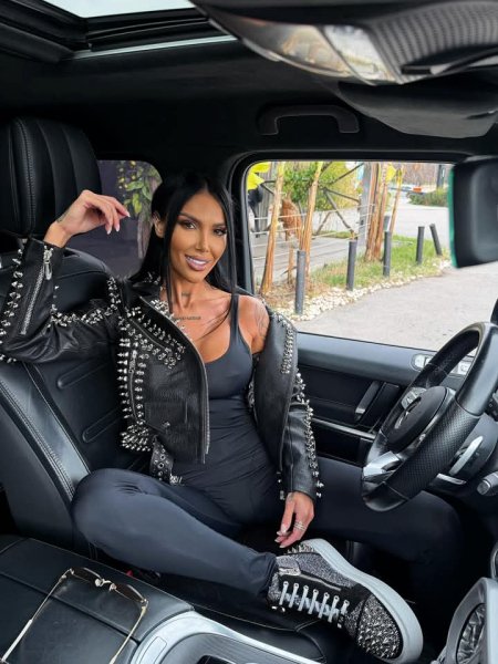 Николь Дымянова