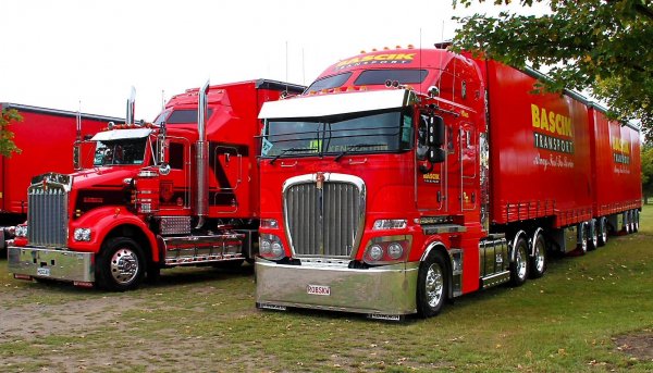 KENWORTH