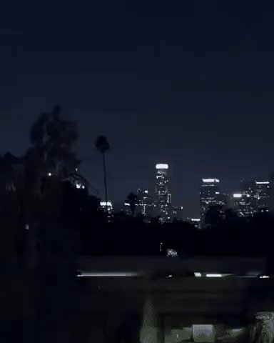 Ракета Falcon 9 "прорывается" нафиг от Земли))