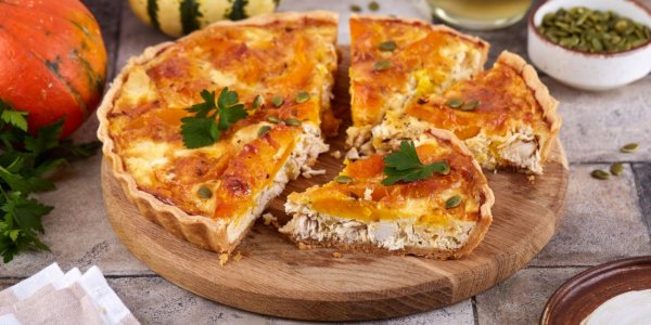 Киш с тыквой и курицей