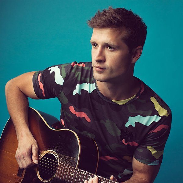 Walker Hayes - Show Me The Country