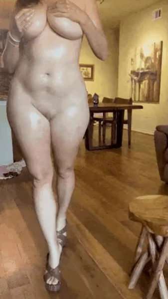 ''Мисс Инкогнито''