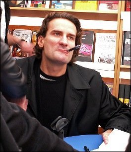 Фредерик Бегбедер - Любовь живет три года