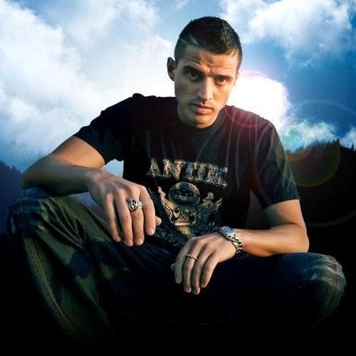 Serge Devant feat Hadley - Addicted