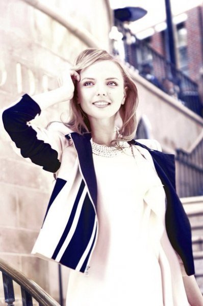 Марина Орлова - Нам, Наверное, Не Надо