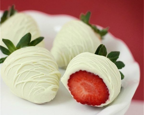 Клубника в белом шоколаде