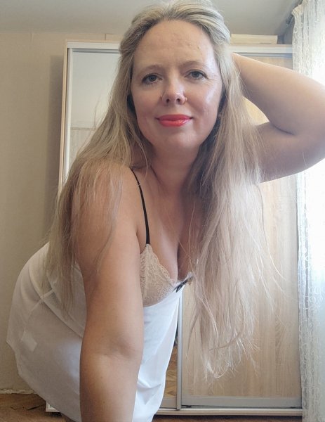 (25)