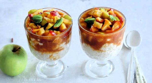 Овсяный пудинг с яблоками