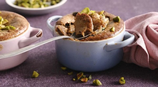 Запечённый крем из халвы с яблоком