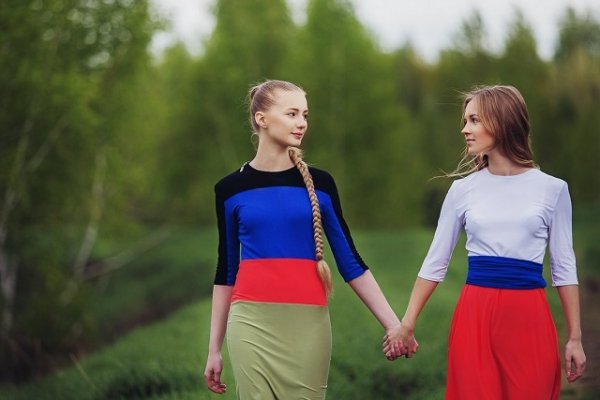 Nastya-i-ZHenya.-Novorossiya-Rossiya