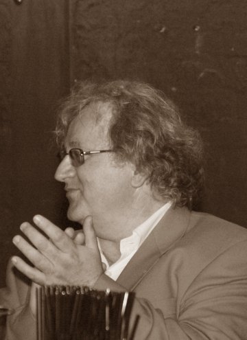 Владимир Давыденко - Кролик,_Петя_и Митя_-_из м/ф "Не поделили" (Переменка N 5)