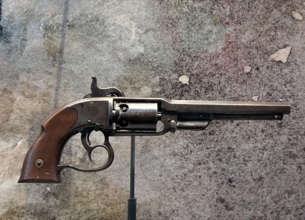 SAVAGE &amp; NORTH FIGURE