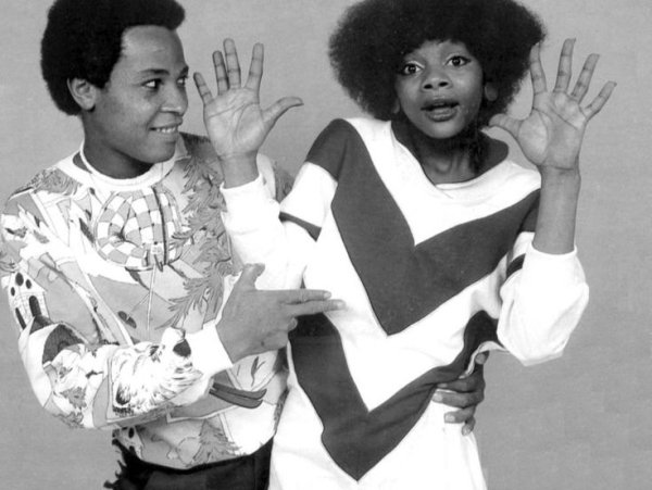 Ottawan - Tant Que Durera La Nuit