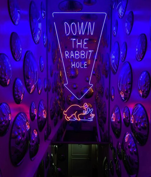 EvaKridis - Клуб "Изврат"