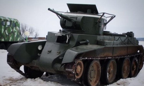 Михаил Калинкин - Танк из болота