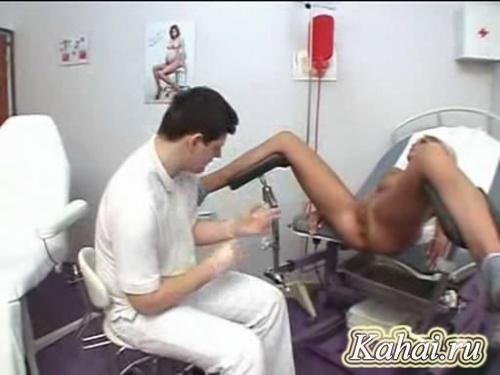  - В кресле с гинекологом маньяком