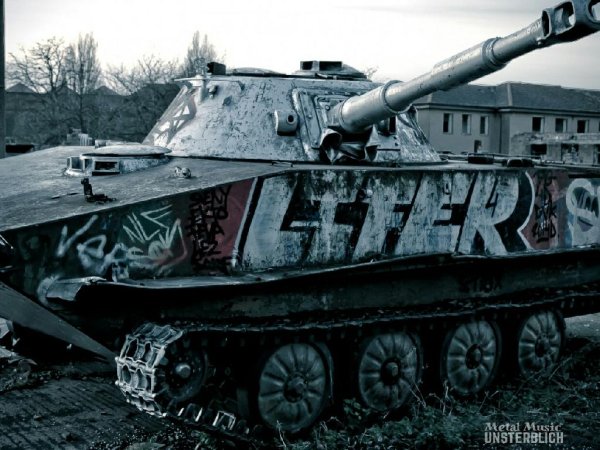 Agoraphobic Nosebleed - LSD As Chemical Weapon