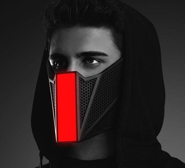 Serhat Durmus, Melanie Fontana - Arres