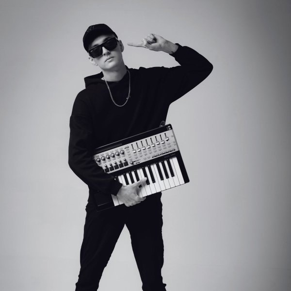 PLVTINA - Aurora (Original Mix)