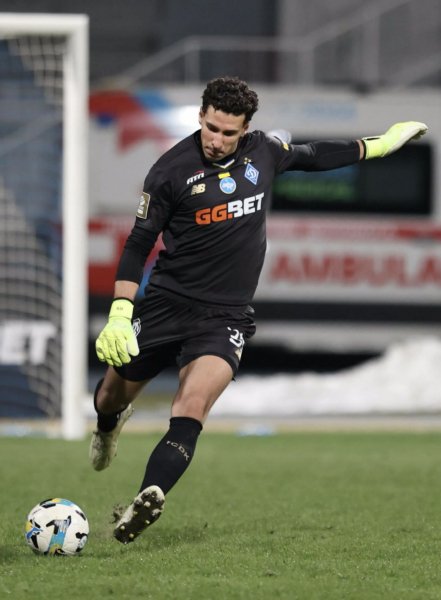 Руслан Нещерет