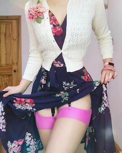 06) Они выглядят сексуально даже в одежде...