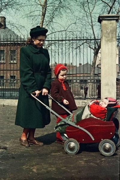 Наша СССР детские коляски, наши 50-е