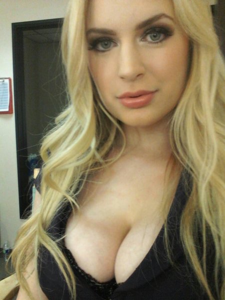 Какие большие и красивые... глаза