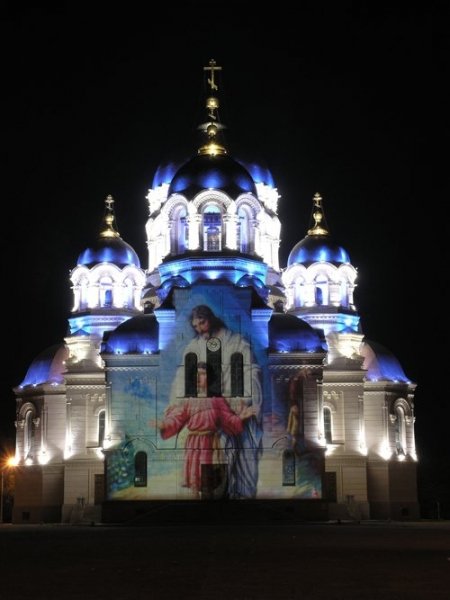 Samye-krasivye-hramy-Rossii