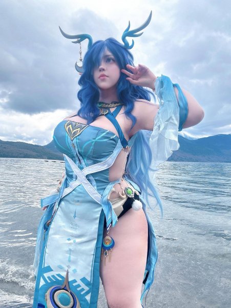 Ero-cosplay-косплей-Genshin-Impact-9215544