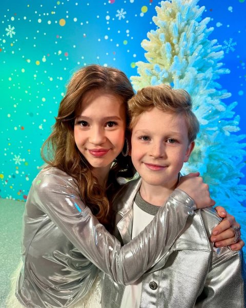 Таисия и Артемий Скомороховы